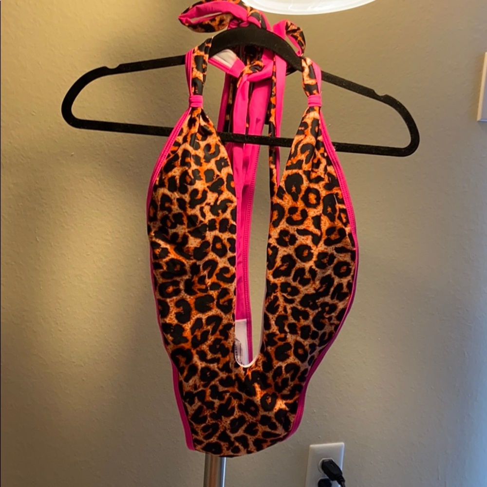 One piece bikini